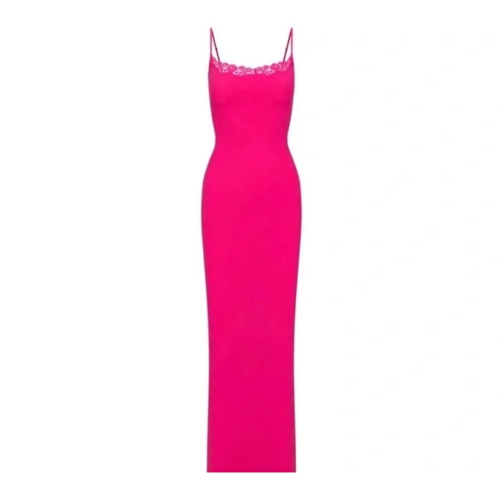 Skims fits everybody Lace Maxi dress